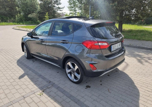 Ford Fiesta cena 56800 przebieg: 97680, rok produkcji 2019 z Kościerzyna małe 781